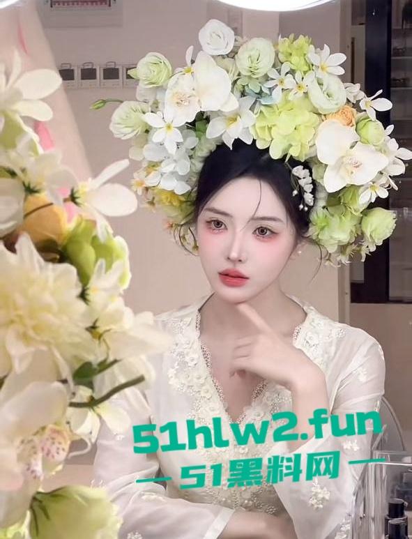 虎牙王者荣耀美女主播【酷萱】疑似榜一大哥示爱不成化身外卖员上门惨遭杀害!-17