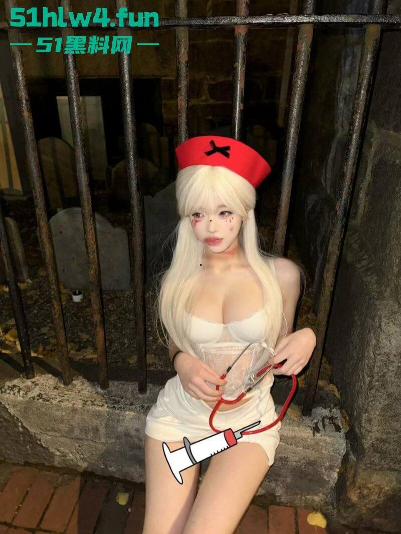 抖音极品尤物【鳗鱼】真实身份【胡雯丽】为赚钱心理扭曲,背着男友偷偷推特下海收门槛费玩裸聊。-6