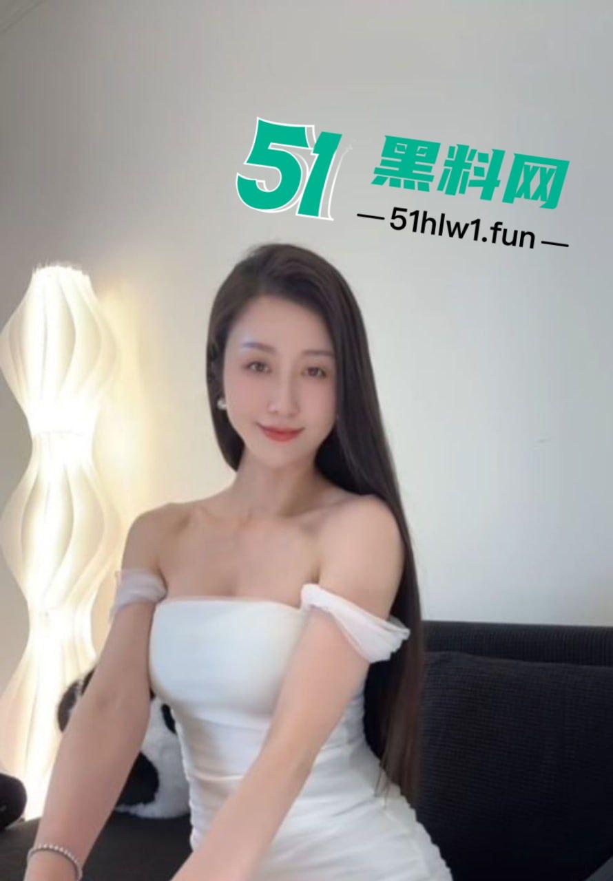 抖音23万粉网红【又是我】专属福利翻车,情趣旗袍肉丝高跟,自慰画面让粉丝炸锅!-10