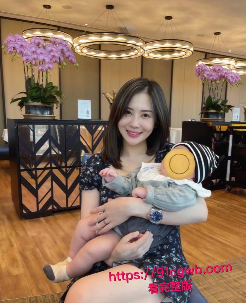 武汉人妻许颜玥黑逼出轨实录:性欲炸裂的已婚骚货求大屌帅哥狂抠狂插,高潮喷水失禁!!-3