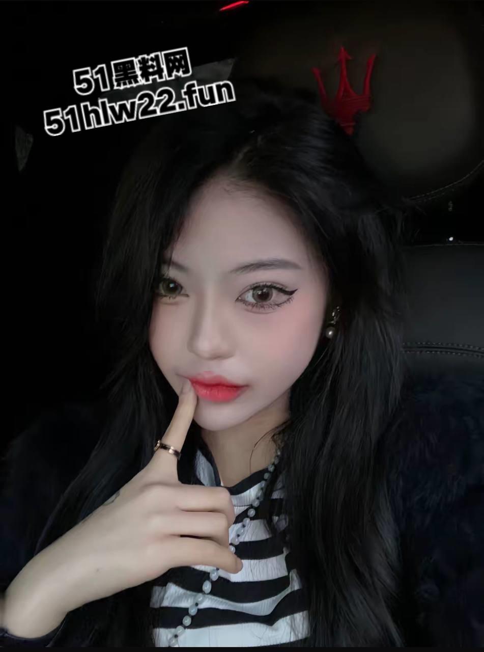 山东寿光高颜值气质名媛【陈雅鑫】和富二代男友性爱视频泄密流出,豪乳嫩逼全露操得浪叫连连太下流。-9