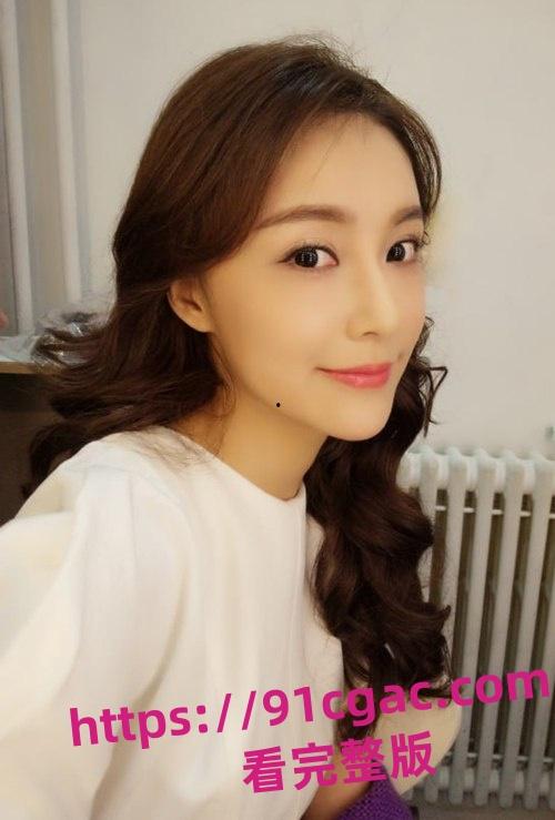 北京性感龙套演员刘淑妤酒店陪睡导演 激情床战视频外泄,火辣长腿成导演炮架-4